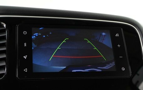 Mitsubishi Outlander III рестайлинг 3, 2021 год, 2 550 000 рублей, 24 фотография