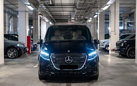 Mercedes-Benz V-Класс, 2024 год, 14 800 000 рублей, 2 фотография