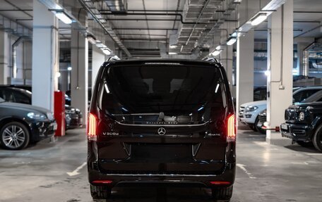 Mercedes-Benz V-Класс, 2024 год, 14 800 000 рублей, 4 фотография