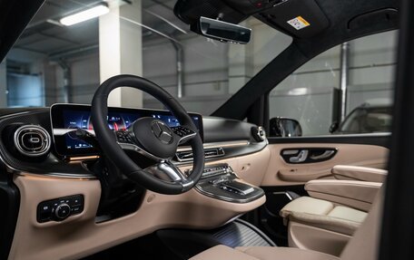 Mercedes-Benz V-Класс, 2024 год, 14 800 000 рублей, 5 фотография
