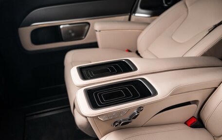 Mercedes-Benz V-Класс, 2024 год, 14 800 000 рублей, 15 фотография