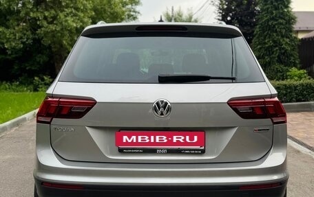 Volkswagen Tiguan II, 2018 год, 2 890 000 рублей, 5 фотография