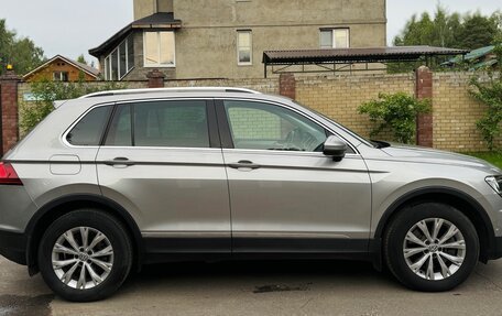 Volkswagen Tiguan II, 2018 год, 2 890 000 рублей, 6 фотография