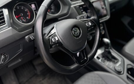 Volkswagen Tiguan II, 2018 год, 2 890 000 рублей, 19 фотография