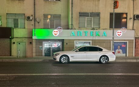 BMW 7 серия, 2011 год, 1 500 000 рублей, 3 фотография