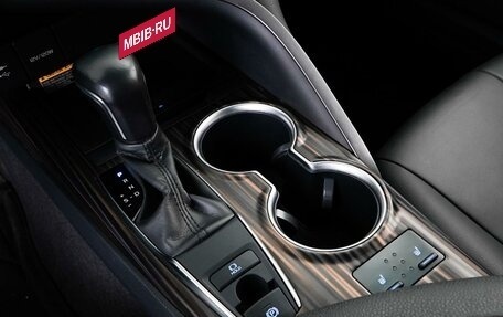 Toyota Camry, 2018 год, 3 178 070 рублей, 19 фотография