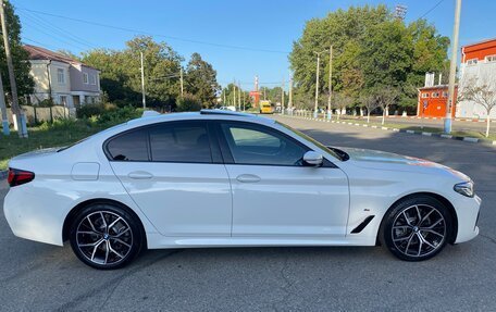 BMW 5 серия, 2021 год, 5 990 000 рублей, 8 фотография