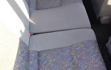 Toyota Sprinter Carib III, 1998 год, 450 000 рублей, 9 фотография