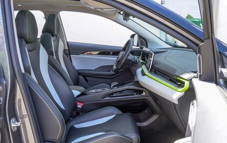 Geely Coolray I, 2023 год, 2 050 000 рублей, 8 фотография