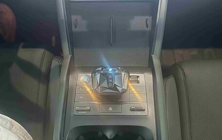 BYD Qin, 2024 год, 2 515 000 рублей, 12 фотография