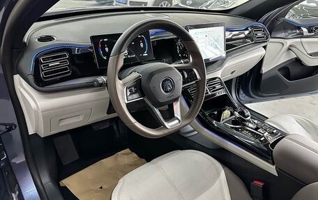 BYD Qin, 2024 год, 1 700 000 рублей, 13 фотография