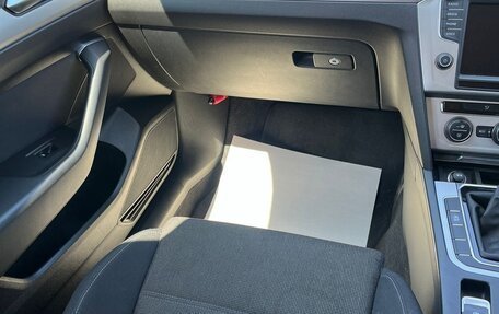 Volkswagen Passat B8 рестайлинг, 2015 год, 1 150 000 рублей, 13 фотография