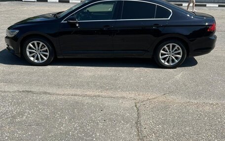 Volkswagen Passat B8 рестайлинг, 2015 год, 1 150 000 рублей, 10 фотография