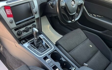 Volkswagen Passat B8 рестайлинг, 2015 год, 1 150 000 рублей, 12 фотография