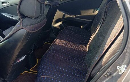 Hyundai Solaris II рестайлинг, 2014 год, 720 000 рублей, 4 фотография