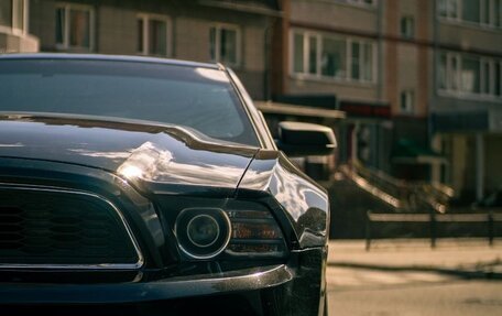 Ford Mustang VI рестайлинг, 2013 год, 1 997 000 рублей, 10 фотография