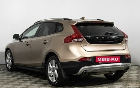 Volvo V40 Cross Country I, 2013 год, 1 069 000 рублей, 7 фотография