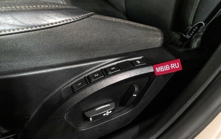 Volvo V40 Cross Country I, 2013 год, 1 069 000 рублей, 16 фотография