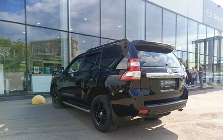Toyota Land Cruiser Prado 150 рестайлинг 2, 2014 год, 3 588 000 рублей, 8 фотография