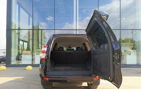 Toyota Land Cruiser Prado 150 рестайлинг 2, 2014 год, 3 588 000 рублей, 12 фотография