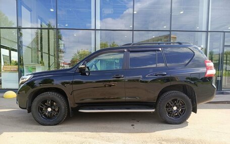 Toyota Land Cruiser Prado 150 рестайлинг 2, 2014 год, 3 588 000 рублей, 10 фотография