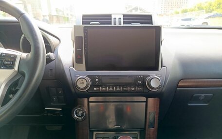 Toyota Land Cruiser Prado 150 рестайлинг 2, 2014 год, 3 588 000 рублей, 18 фотография