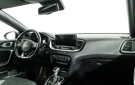 KIA cee'd III, 2021 год, 2 365 000 рублей, 10 фотография