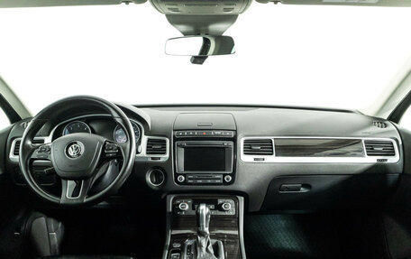 Volkswagen Touareg III, 2016 год, 2 599 777 рублей, 13 фотография