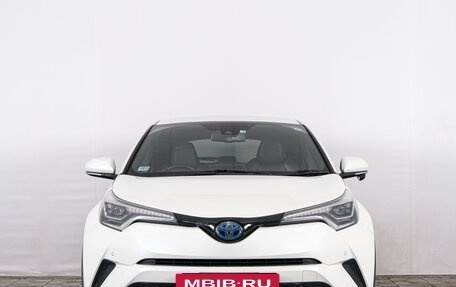 Toyota C-HR I рестайлинг, 2017 год, 1 999 000 рублей, 2 фотография