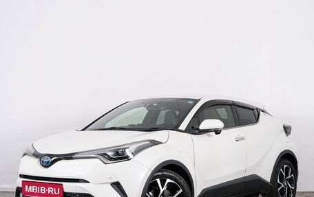 Toyota C-HR I рестайлинг, 2017 год, 1 999 000 рублей, 3 фотография