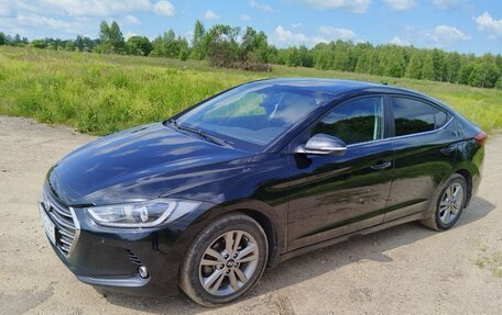 Hyundai Elantra VI рестайлинг, 2017 год, 1 640 000 рублей, 3 фотография