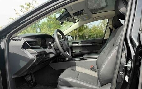 Toyota Camry, 2024 год, 3 350 000 рублей, 9 фотография