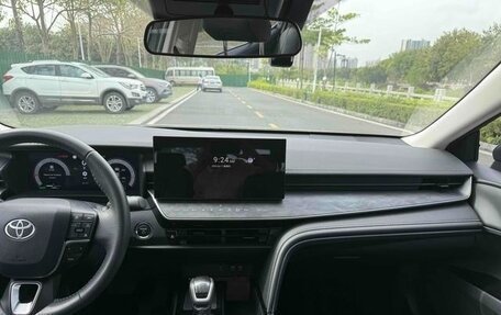 Toyota Camry, 2024 год, 3 350 000 рублей, 13 фотография