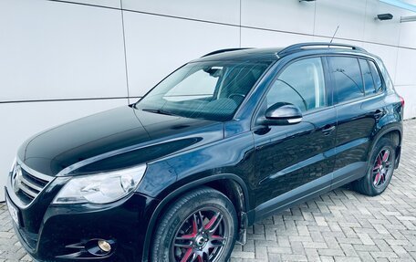 Volkswagen Tiguan I, 2010 год, 859 000 рублей, 11 фотография