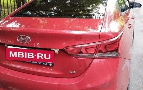 Hyundai Solaris II рестайлинг, 2017 год, 1 370 000 рублей, 4 фотография