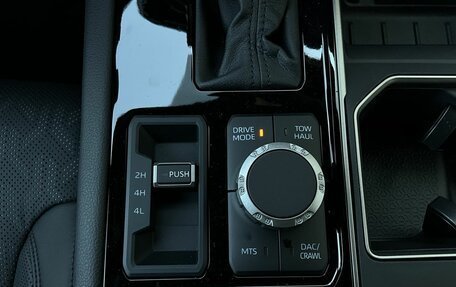Toyota Tundra, 2025 год, 7 990 000 рублей, 10 фотография
