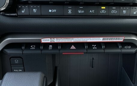 Toyota Tundra, 2025 год, 7 990 000 рублей, 27 фотография