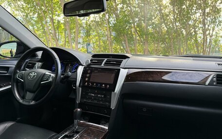 Toyota Camry, 2015 год, 2 100 000 рублей, 11 фотография