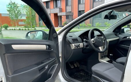 Opel Astra H, 2008 год, 435 000 рублей, 17 фотография
