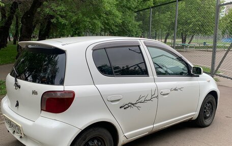 Toyota Vitz, 2000 год, 310 000 рублей, 3 фотография