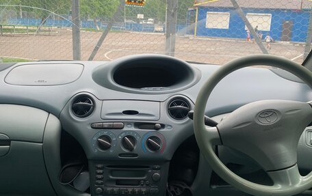 Toyota Vitz, 2000 год, 310 000 рублей, 5 фотография