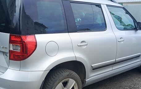 Skoda Yeti I рестайлинг, 2014 год, 780 000 рублей, 3 фотография