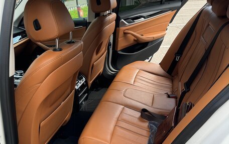 BMW 5 серия, 2018 год, 3 077 000 рублей, 27 фотография