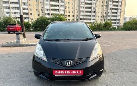 Honda Fit III, 2009 год, 690 000 рублей, 6 фотография