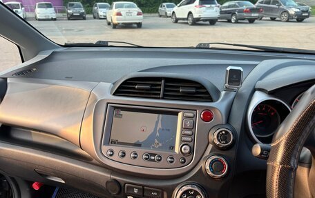 Honda Fit III, 2009 год, 690 000 рублей, 19 фотография