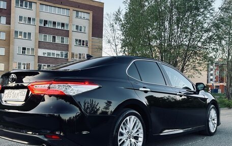 Toyota Camry, 2018 год, 2 990 000 рублей, 12 фотография
