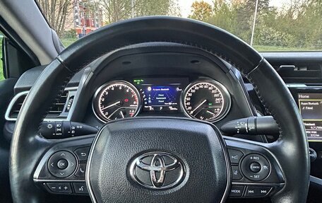 Toyota Camry, 2018 год, 2 990 000 рублей, 7 фотография