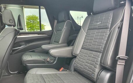 Cadillac Escalade V, 2025 год, 19 800 000 рублей, 3 фотография