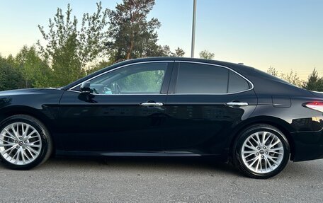 Toyota Camry, 2018 год, 2 990 000 рублей, 17 фотография