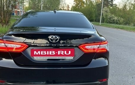 Toyota Camry, 2018 год, 2 990 000 рублей, 19 фотография